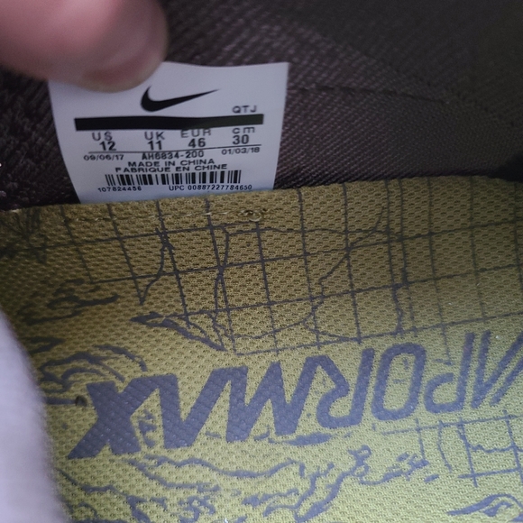 NIKE VAPORMAX - Picture 6 of 6